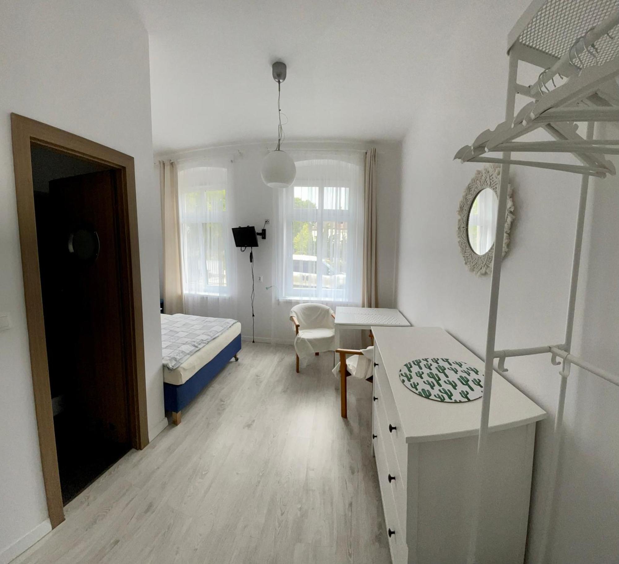 Pokoje I Domki Letniskowe Bros Dziwnów Exterior foto